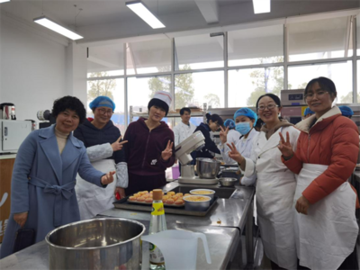 畢節職業技術學院舉辦慶祝“三八”節烘焙培訓活動，賦能職業技能新提升