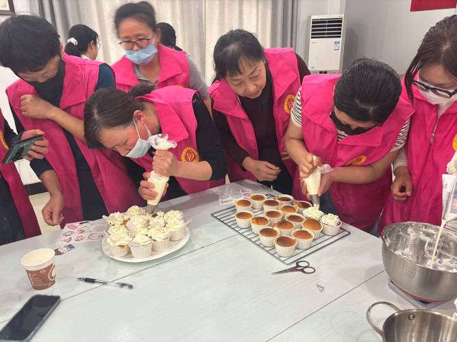 池陽街道古舜社區舉辦女性職業技能培訓活動，助力婦女提升技術服務能力