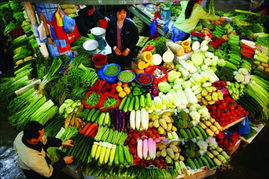 食用農(nóng)產(chǎn)品批發(fā)價(jià)格走勢 蔬菜大量上市促降幅擴(kuò)大，豬肉價(jià)格繼續(xù)下行